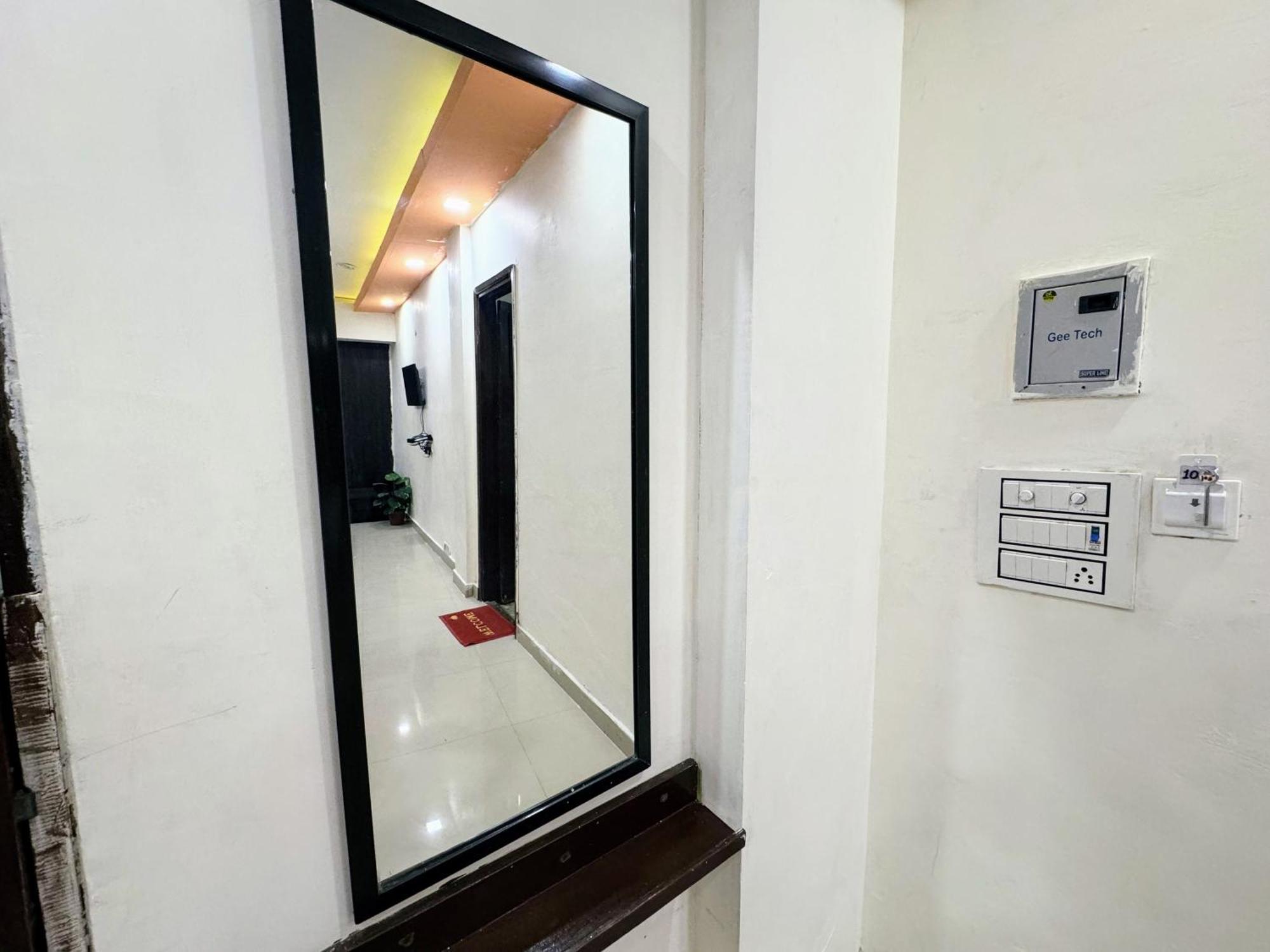 Albergue Backpacker'S Nest Amritsar Exterior foto
